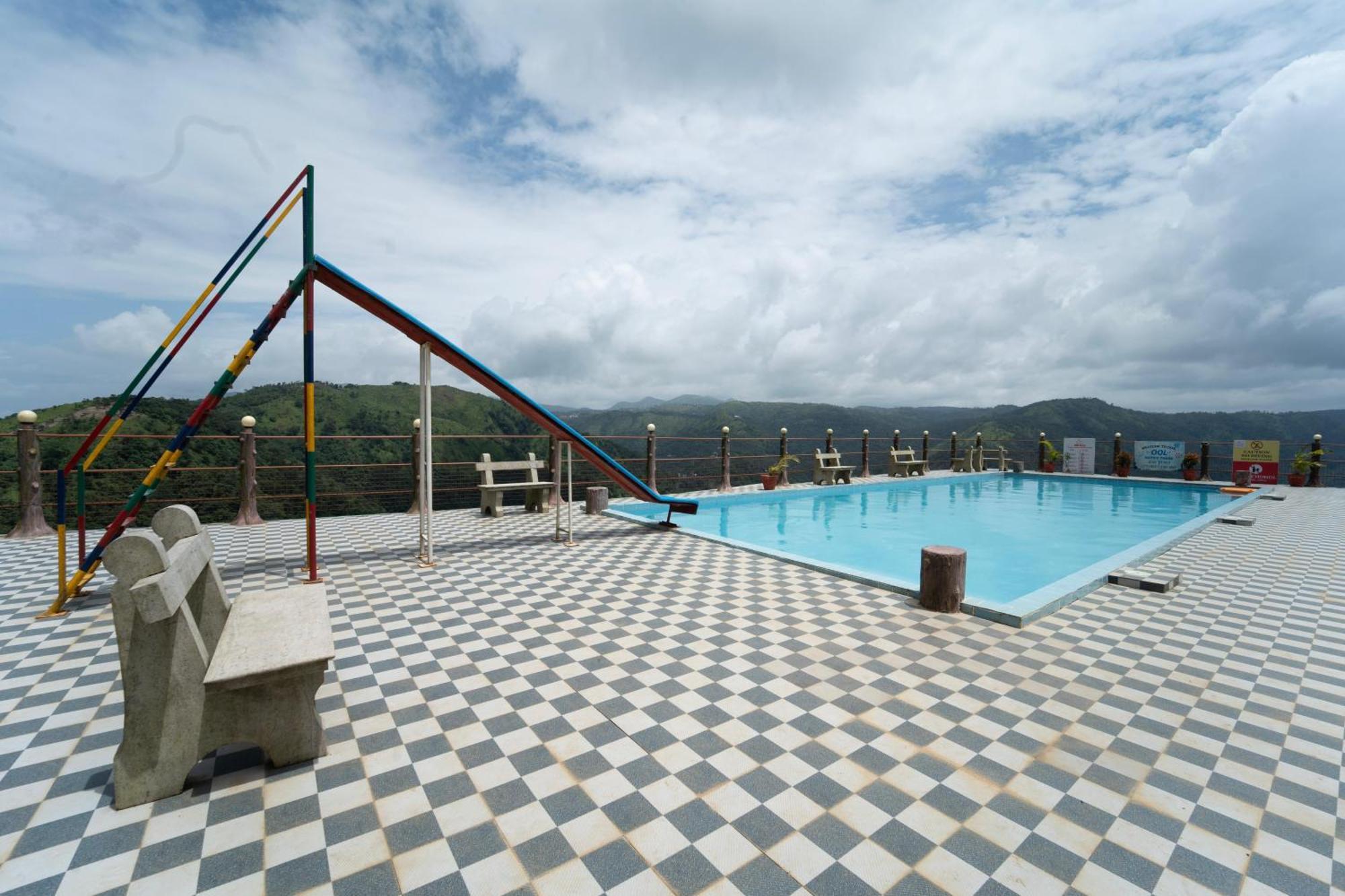 Pagoda Plantation Resort Pirmed Exterior photo